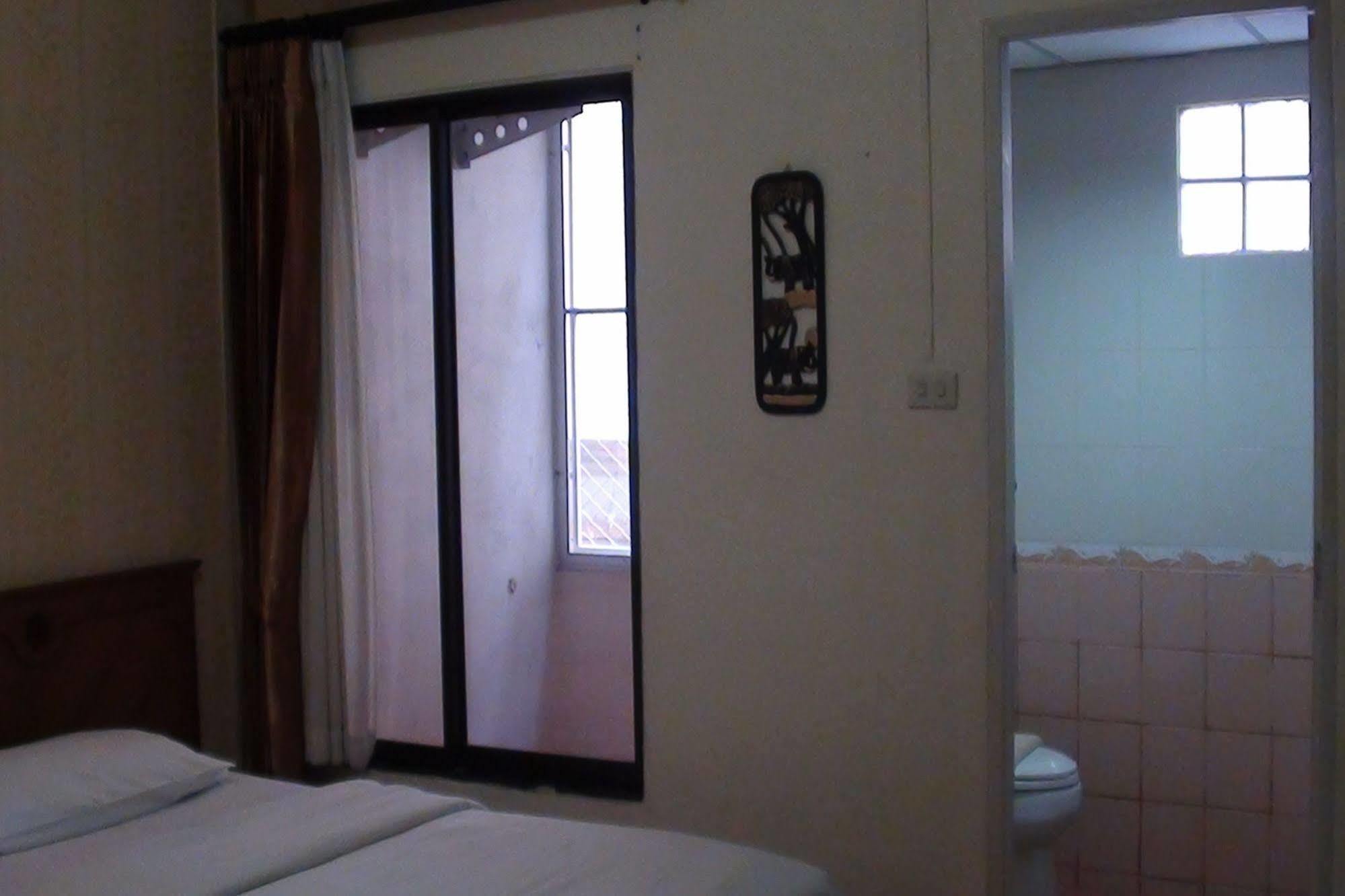 Hotel Md House à Chiang Mai Extérieur photo